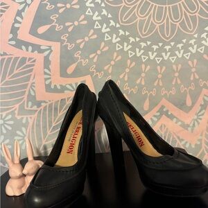 True Religion Black Suede High Heel Pumps